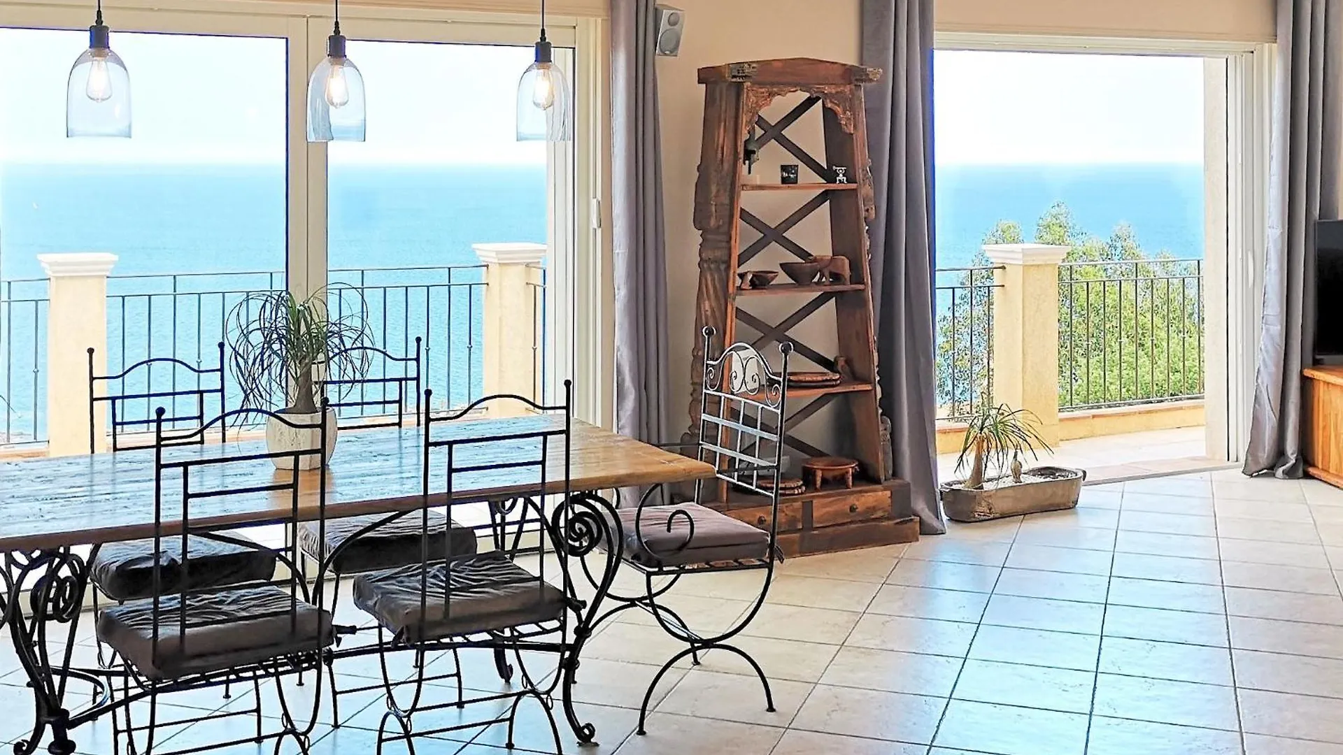 Holiday Home Bellevue By Interhome Les Issambres