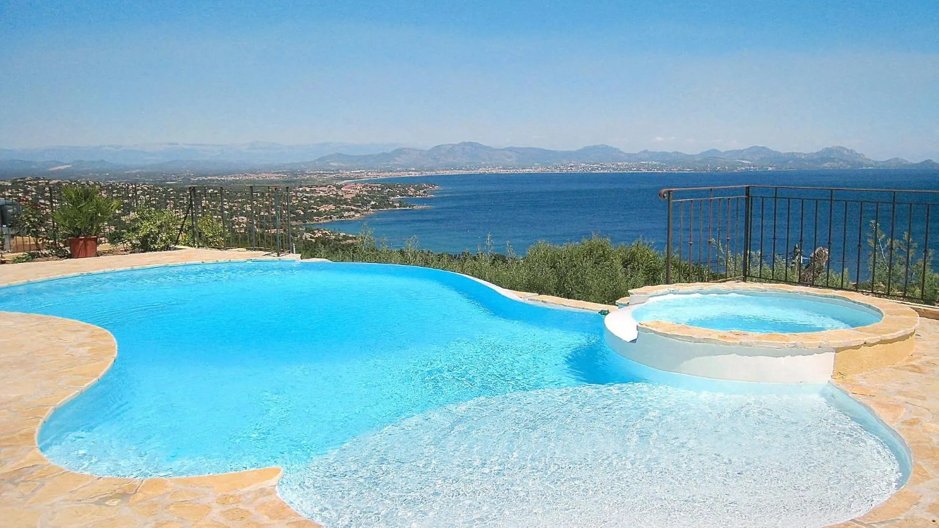 Holiday Home Bellevue By Interhome Les Issambres